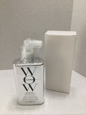 NWT completely sealed with box 
Color Wow Dream Coat Spray 6.7 oz